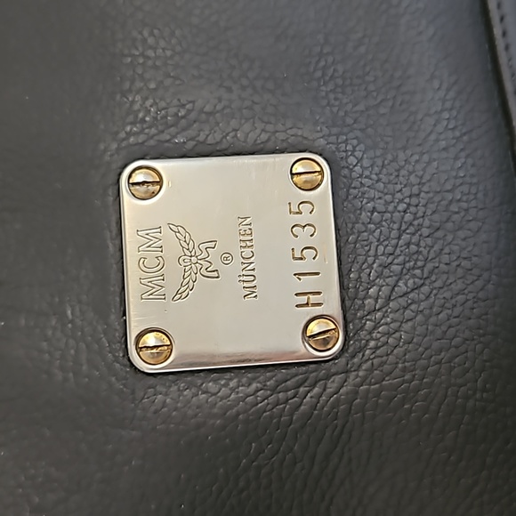 MCM Refurbished Matte Black Leather Boston Bag - Picture 2 of 11